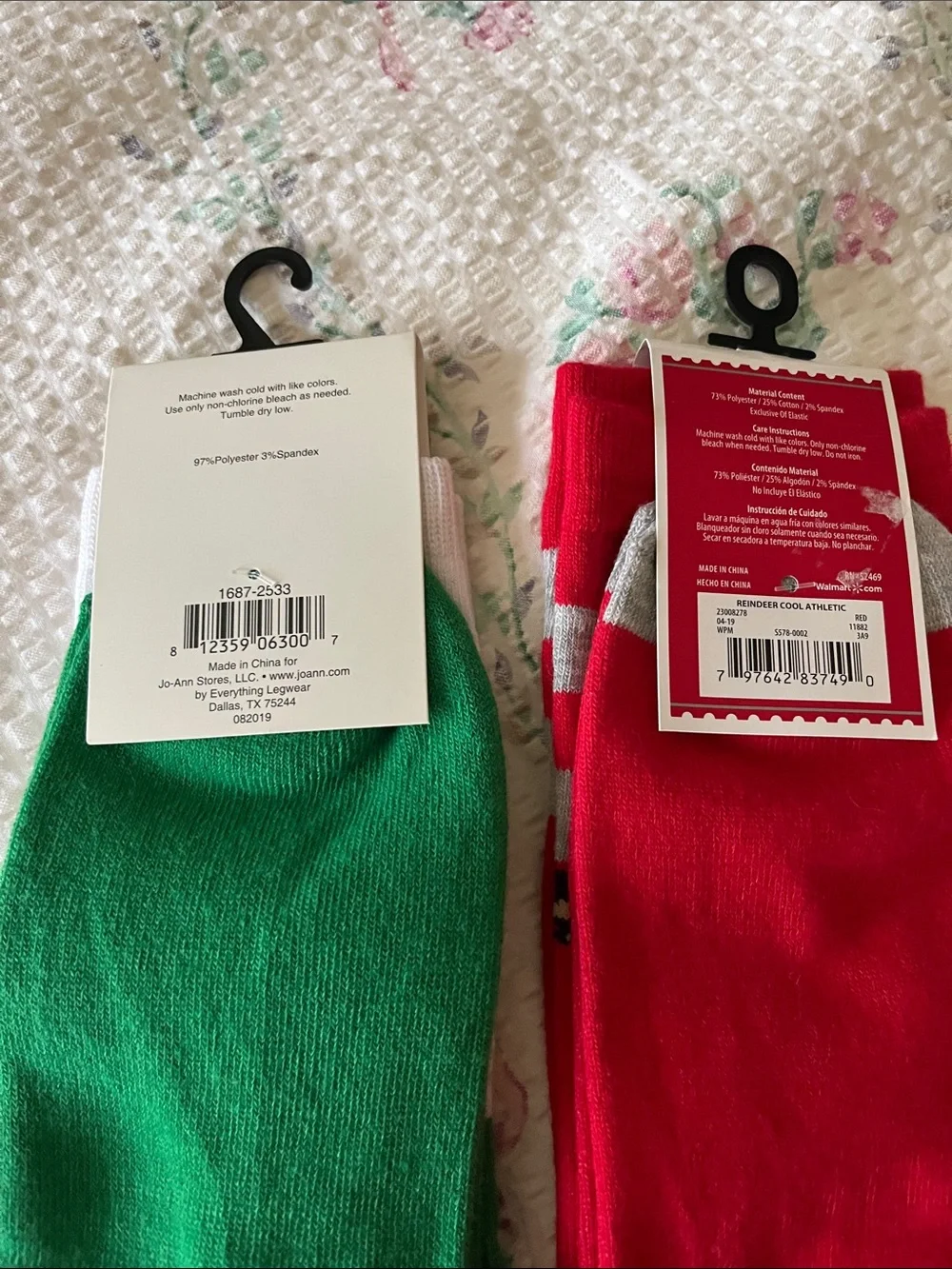 Source Unknown Red & Green Holiday Novelty Socks - Pig & Reindeer